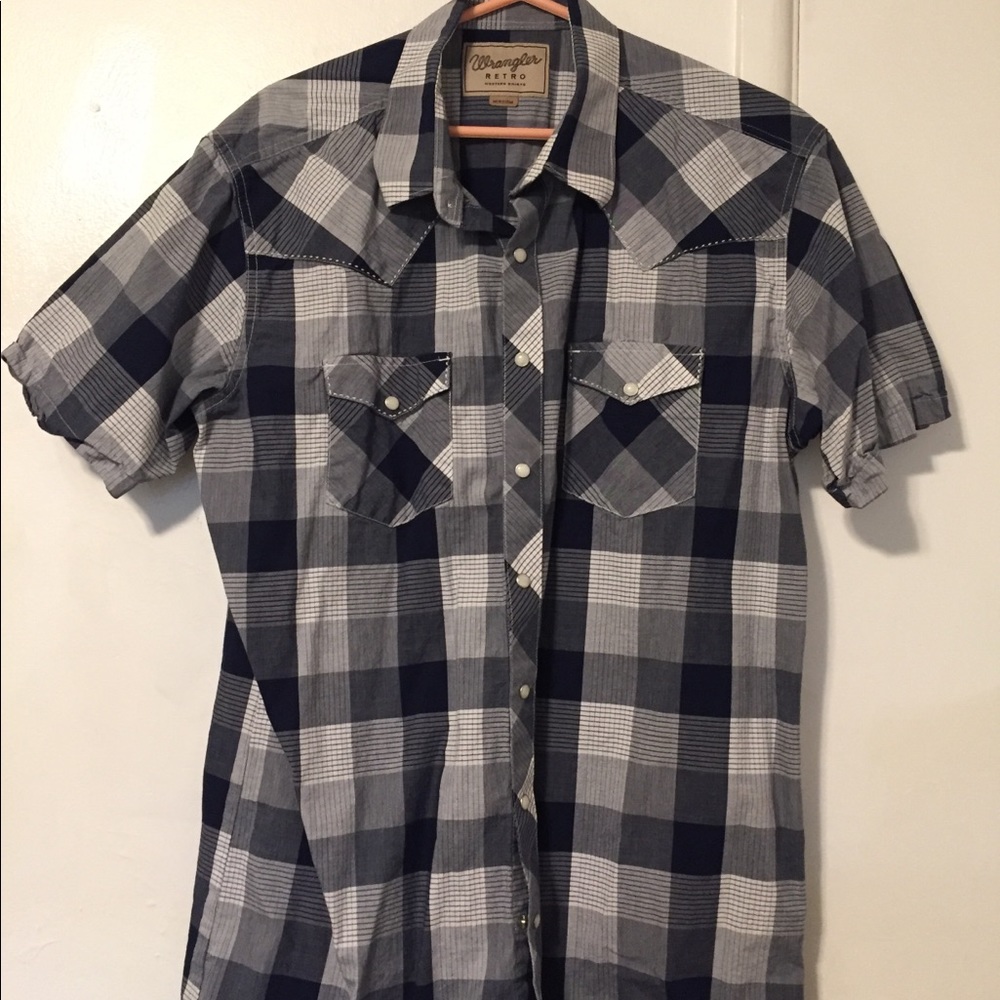 wrangler short sleeve snap down shirt